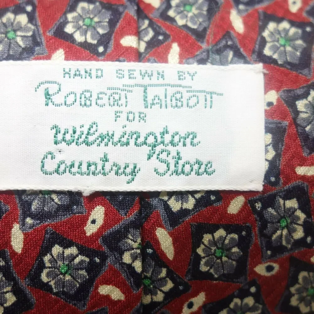 Vintage Hand Sewn Robert Talbott Wilmington Country Store Silk Tie Red Floral